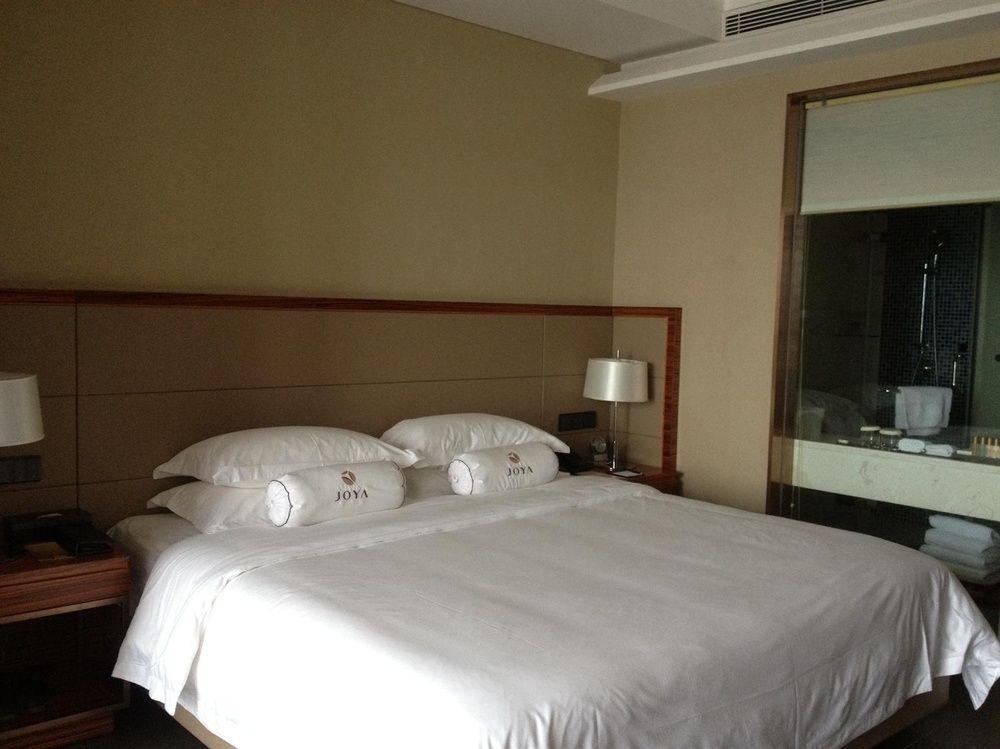 Joya International Hotel Sanya Exterior foto